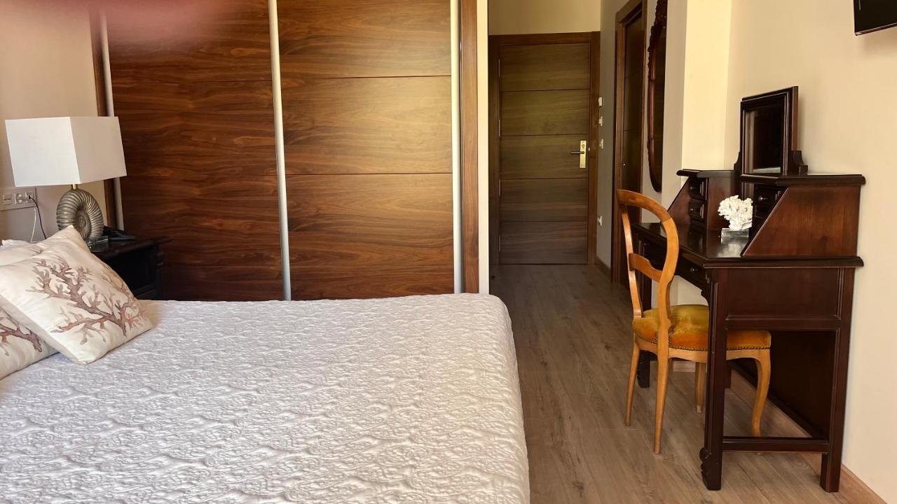 Hotel Rural Playa De Aguilar Muros de Nalón Eksteriør billede